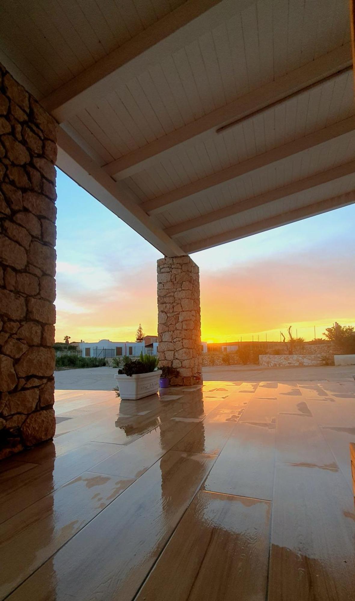 Il Dammuso E Le Stelle Otel Lampedusa Dış mekan fotoğraf